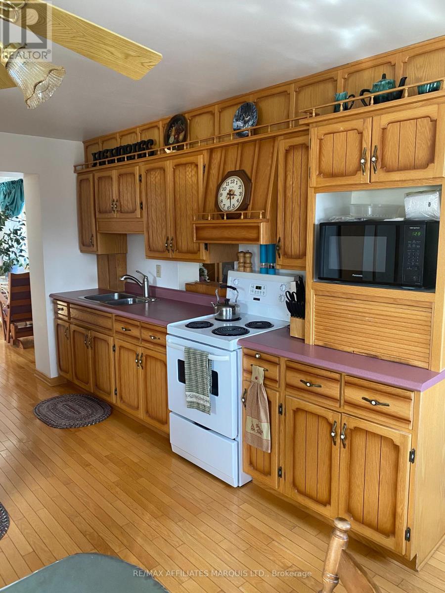 15085 Cooper Road S, South Stormont, Ontario  K0C 1R0 - Photo 5 - X13093740