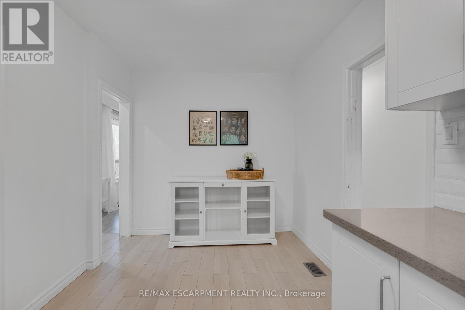 2076 Constance Drive, Oakville, Ontario  L6J 2V7 - Photo 19 - W13093744