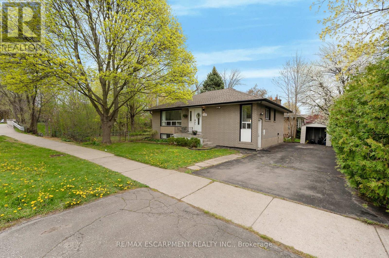 2076 Constance Drive, Oakville, Ontario  L6J 2V7 - Photo 35 - W13093744
