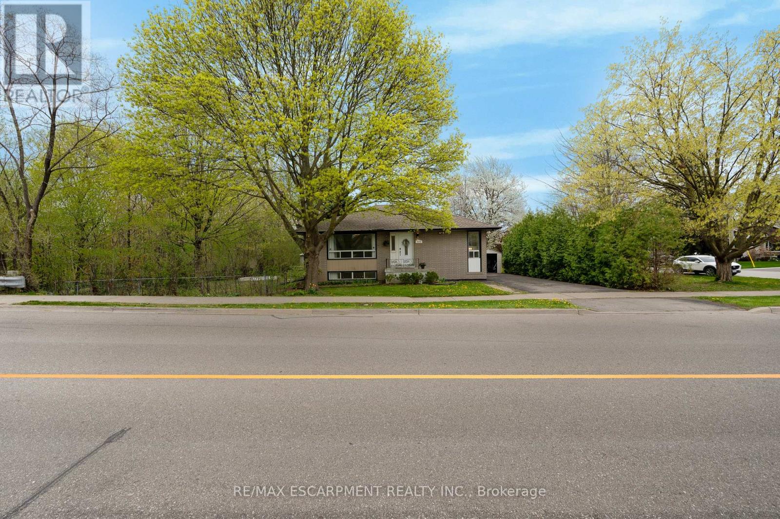 2076 Constance Drive, Oakville, Ontario  L6J 2V7 - Photo 36 - W13093744