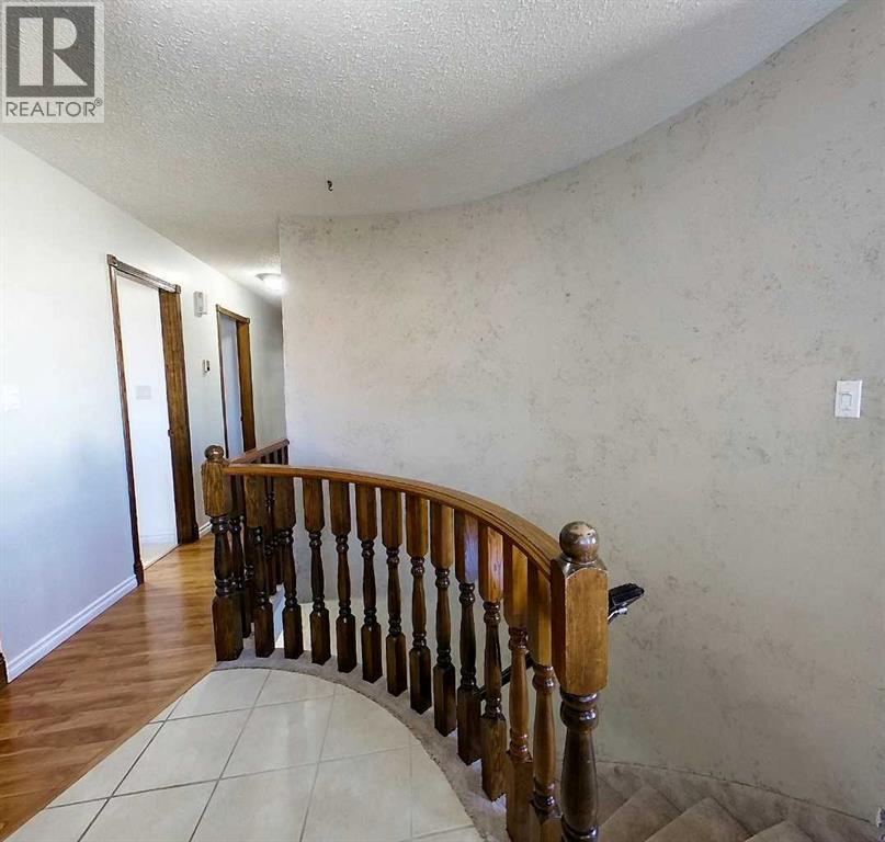5722 11 Avenue, Edson, Alberta  T7E 1J6 - Photo 6 - A2302782