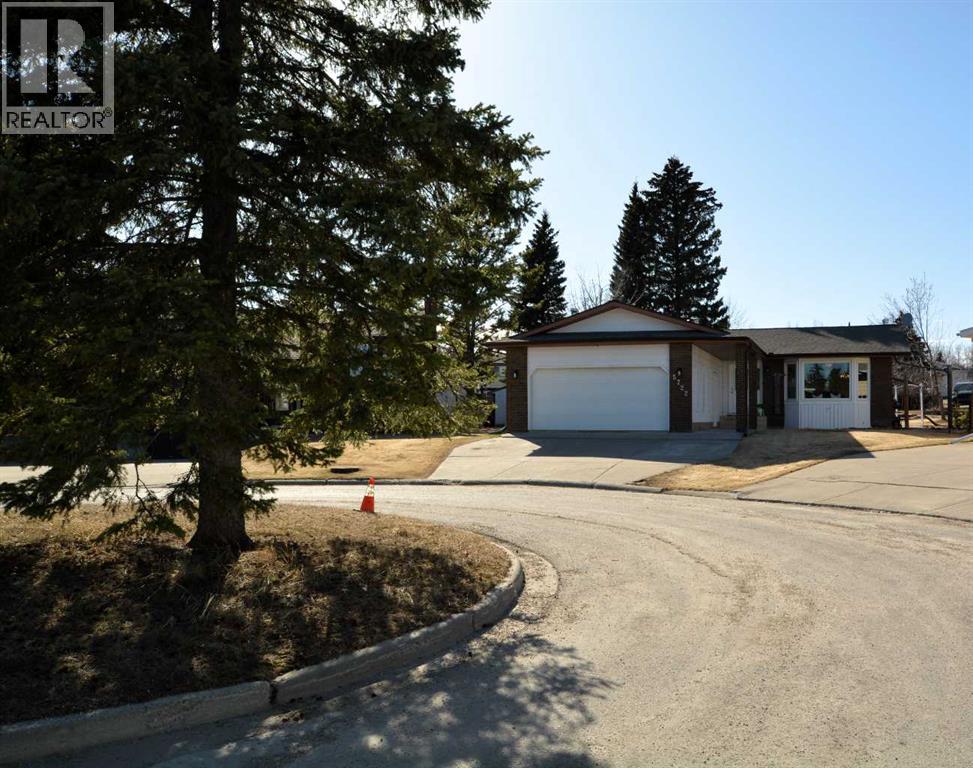 5722 11 Avenue, Edson, Alberta  T7E 1J6 - Photo 3 - A2302782