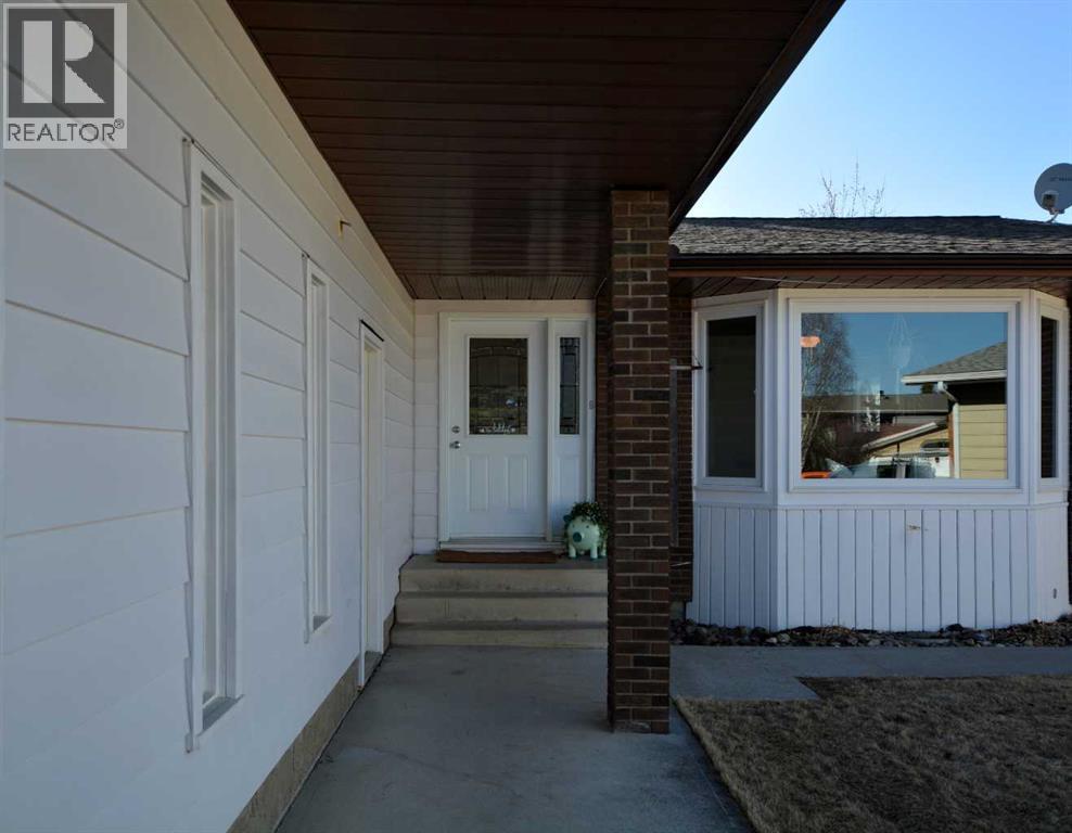 5722 11 Avenue, Edson, Alberta  T7E 1J6 - Photo 5 - A2302782