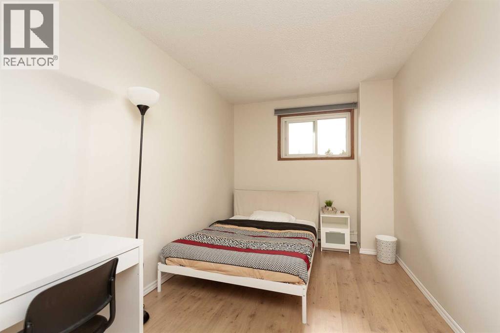 419, 5 Berkeley Place W, Lethbridge, Alberta  T1K 5M9 - Photo 8 - A2307011