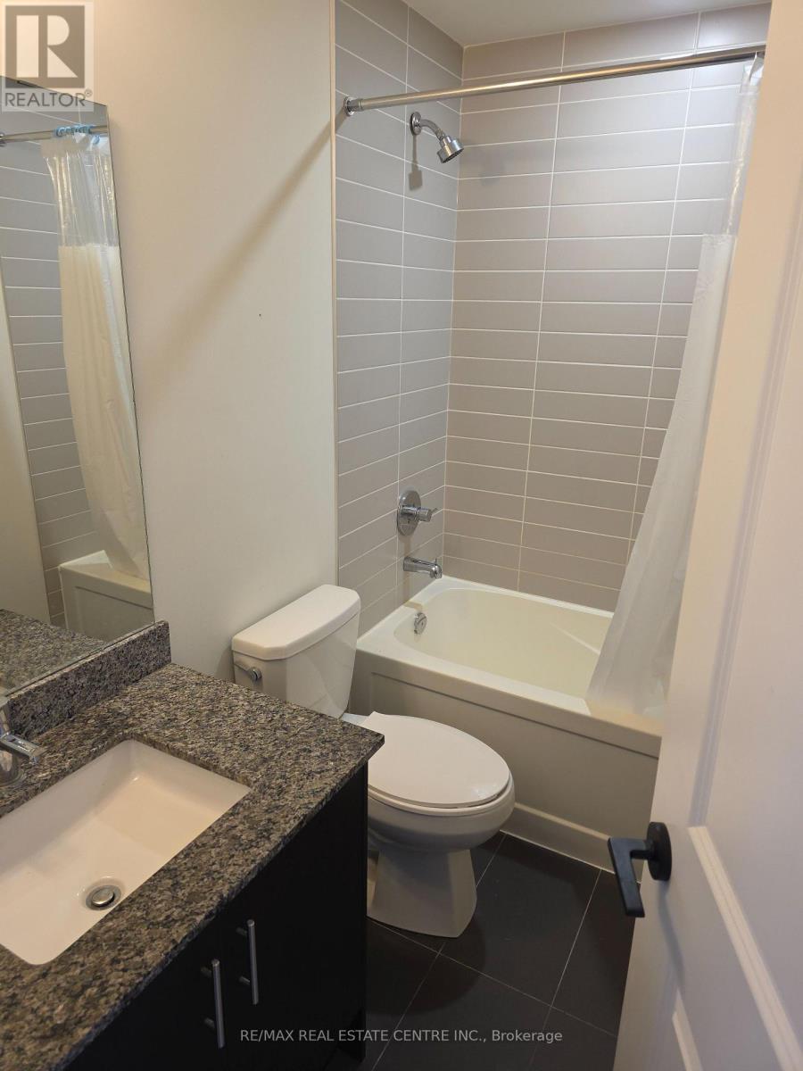 1911 - 335 Wheat Boom Drive, Oakville, Ontario  L6H 7C2 - Photo 5 - W13088396