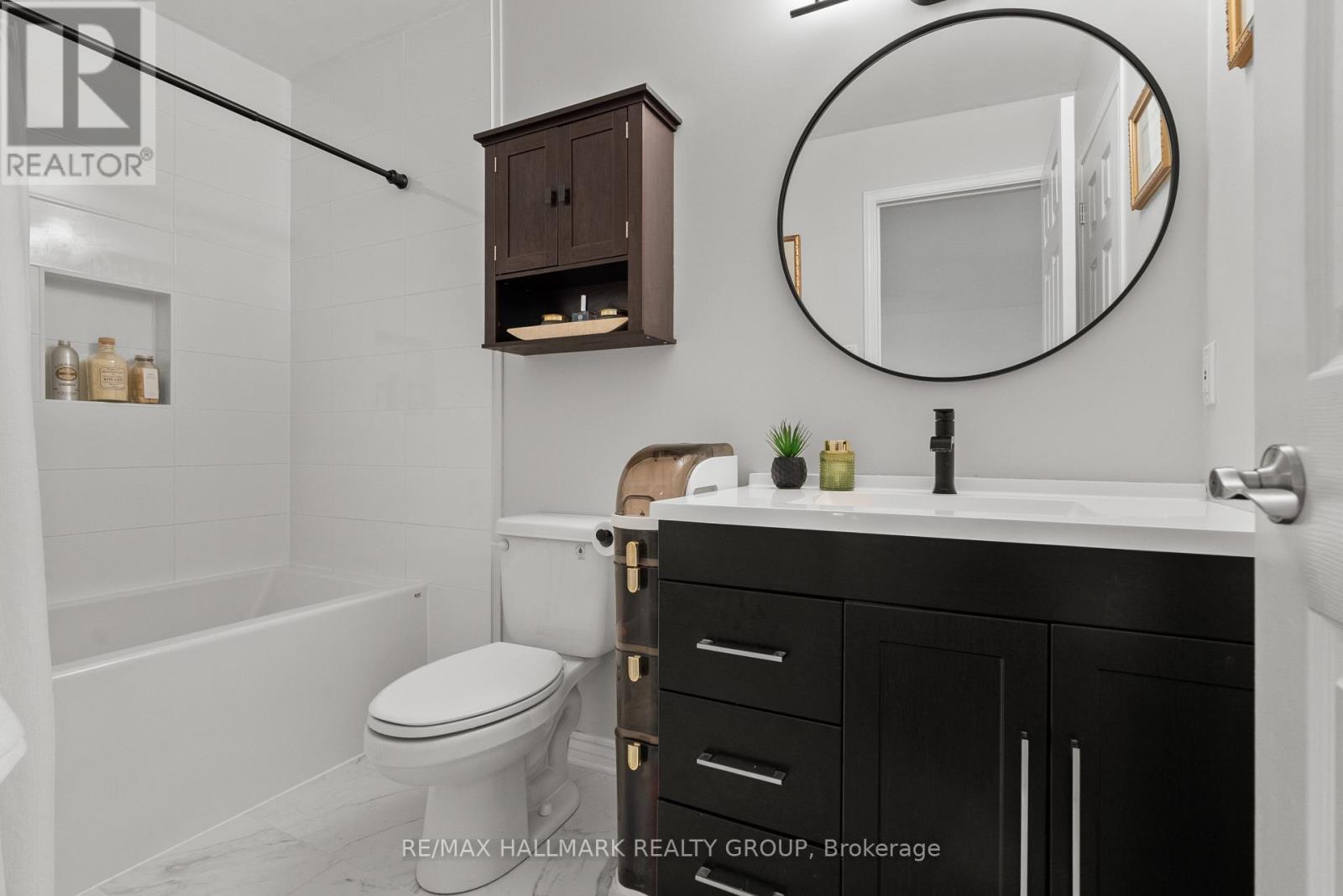 243 Gladeview Private, Ottawa, Ontario  K1T 4A7 - Photo 21 - X13091766