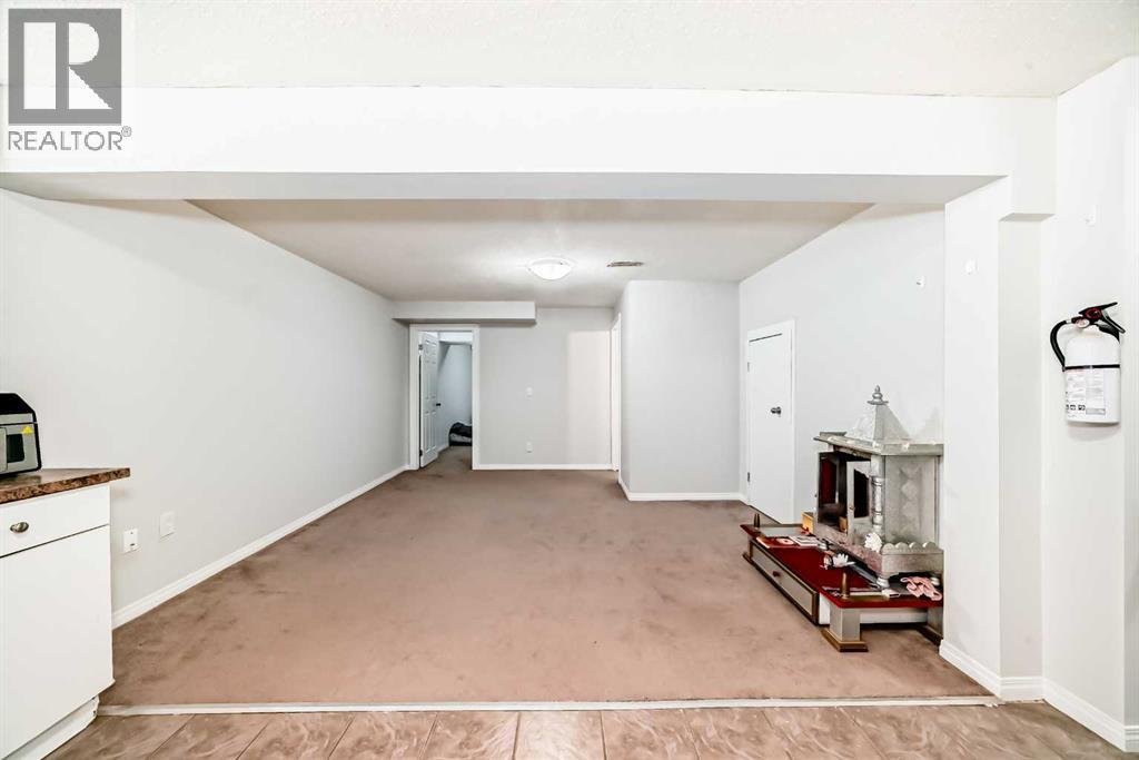 9275 Saddlebrook Drive Ne, Calgary, Alberta  T3J 5M5 - Photo 16 - A2298694