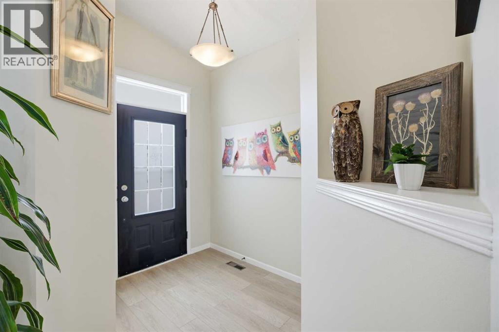 89 Prestwick Way Se, Calgary, Alberta  T2Z 3W7 - Photo 4 - A2299240