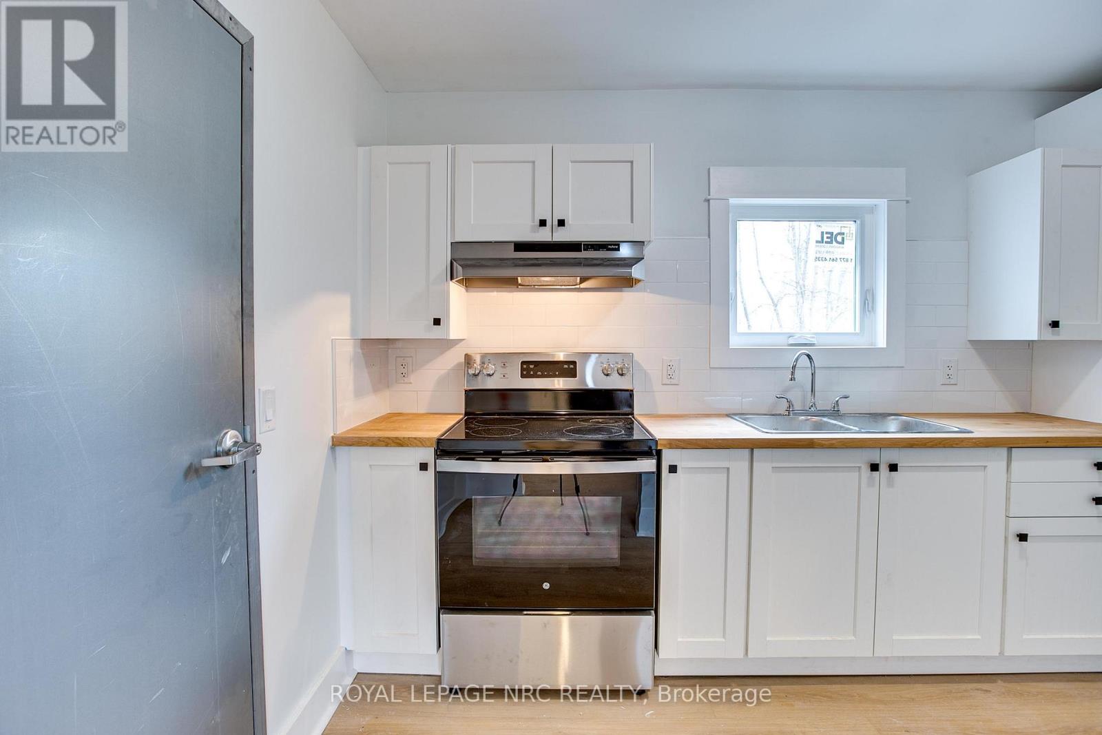 2 - 316 ELMWOOD AVENUE, Fort Erie, Ontario
