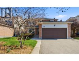 18 NORTHFOREST Trail, Kitchener, Ontario