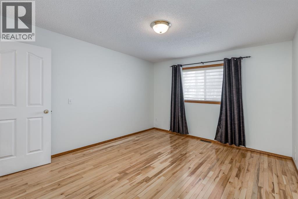 108 Quigley Close, Cochrane, Alberta  T4C 1S4 - Photo 16 - A2292444