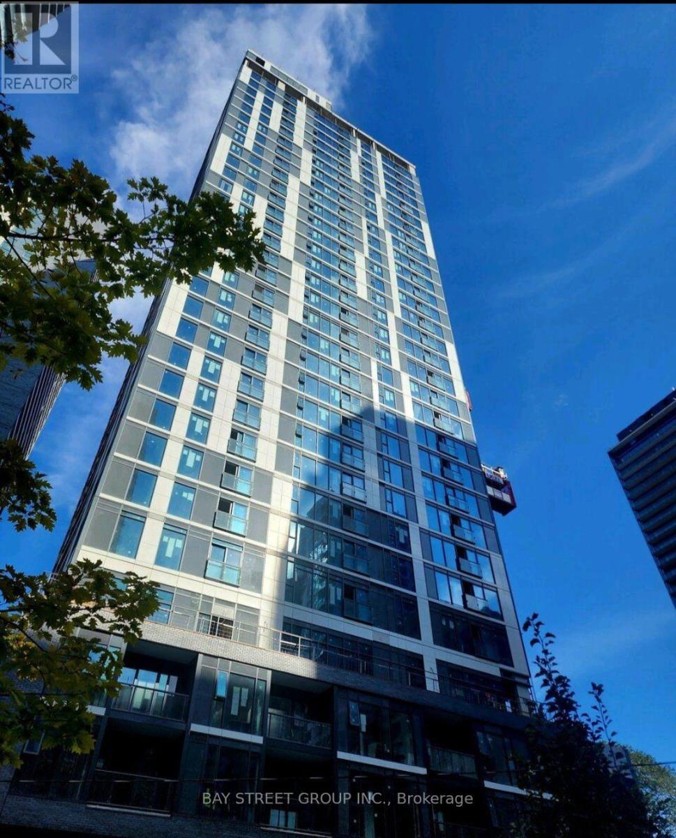 1904 - 65 MUTUAL STREET, Toronto, Ontario