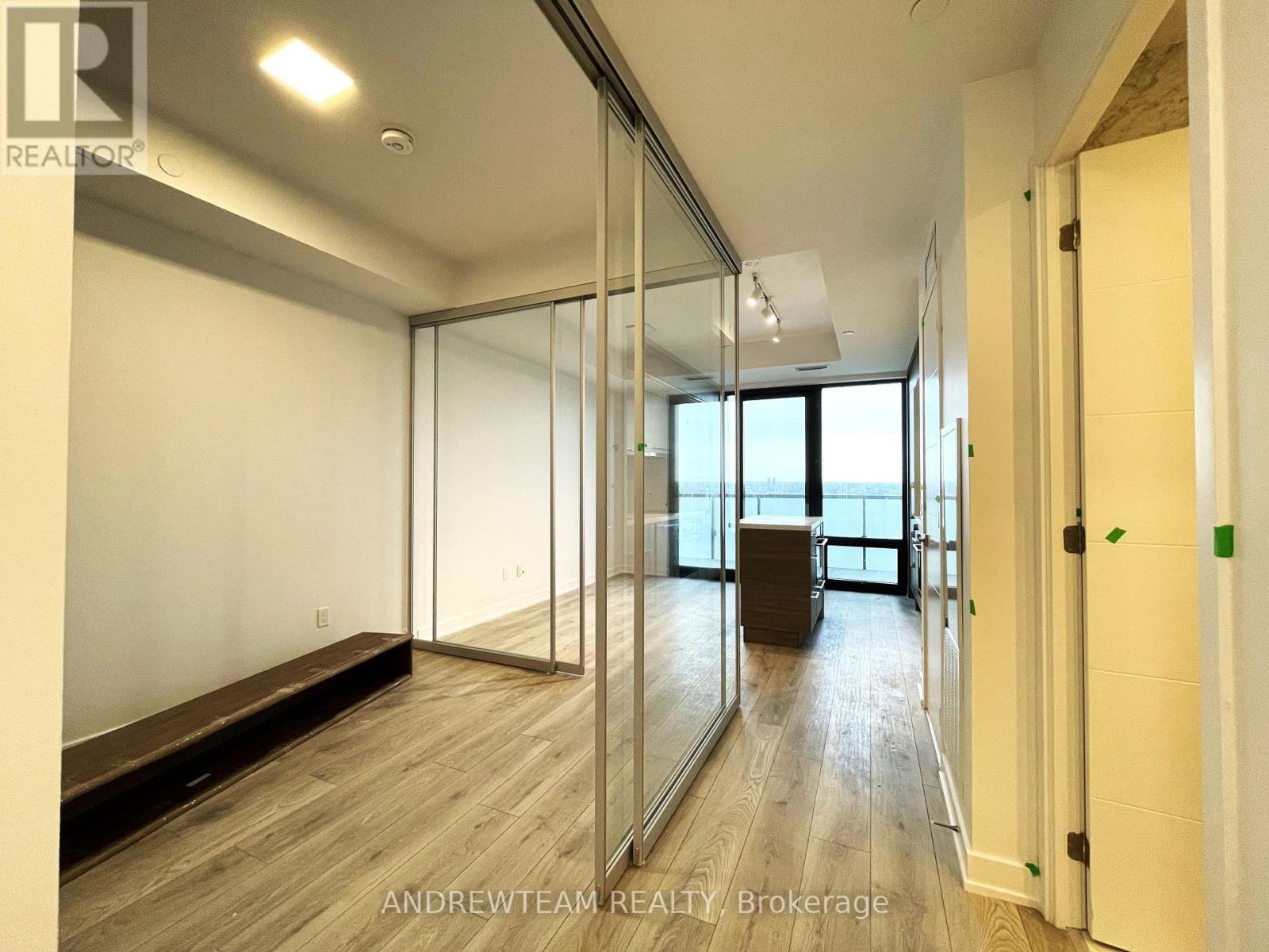 2707 - 29 Green Trail Court, Toronto, Ontario  M2K 0J9 - Photo 2 - C13093816