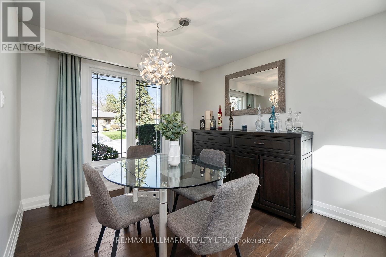 37 Lewin Crescent, Ajax, Ontario  L1S 3A2 - Photo 3 - E13093834