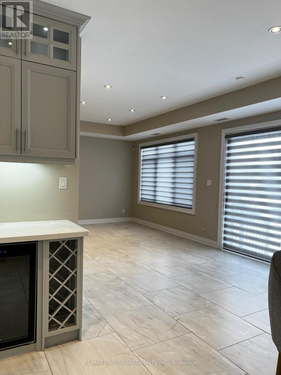 602 Lake Drive S, Georgina, Ontario  L4P 1T5 - Photo 12 - N13093836