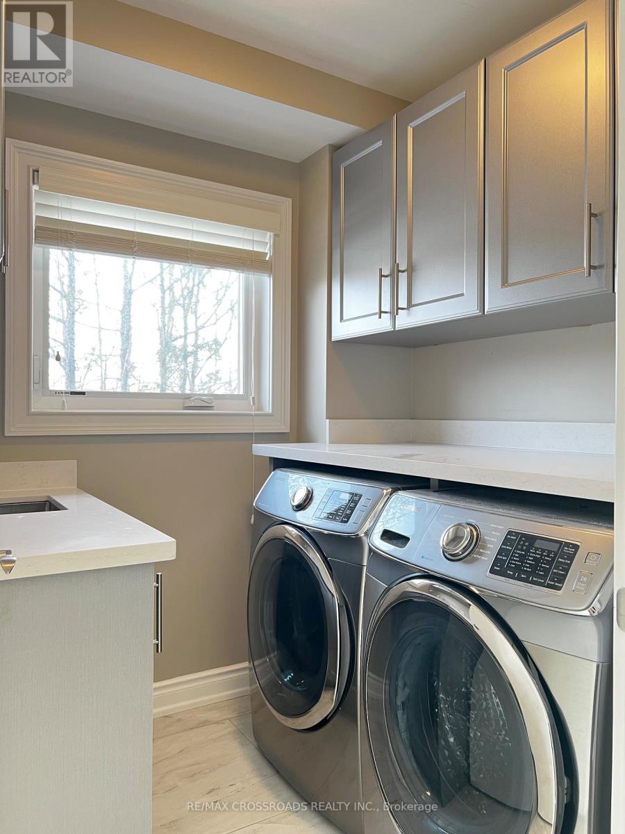 602 Lake Drive S, Georgina, Ontario  L4P 1T5 - Photo 24 - N13093836