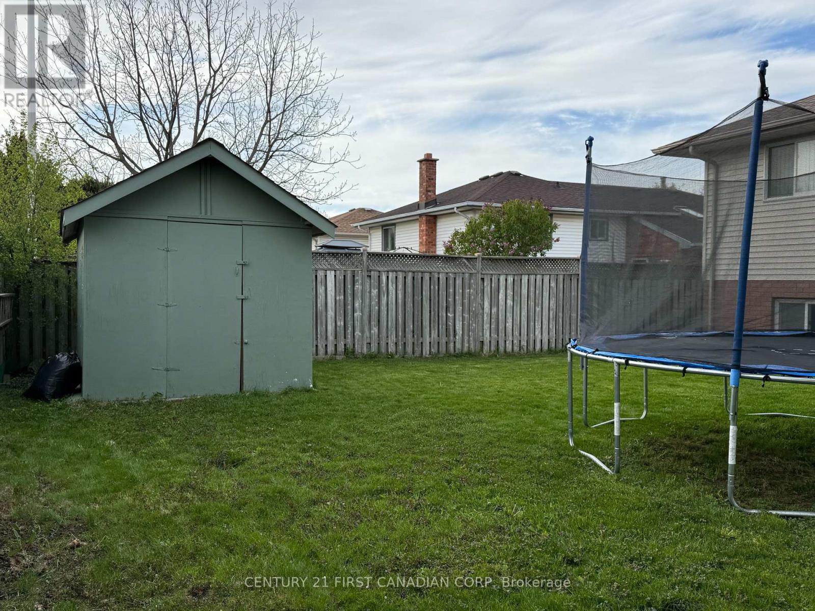 23 Josselyn Drive, London South, Ontario  N6E 3S6 - Photo 37 - X12984240