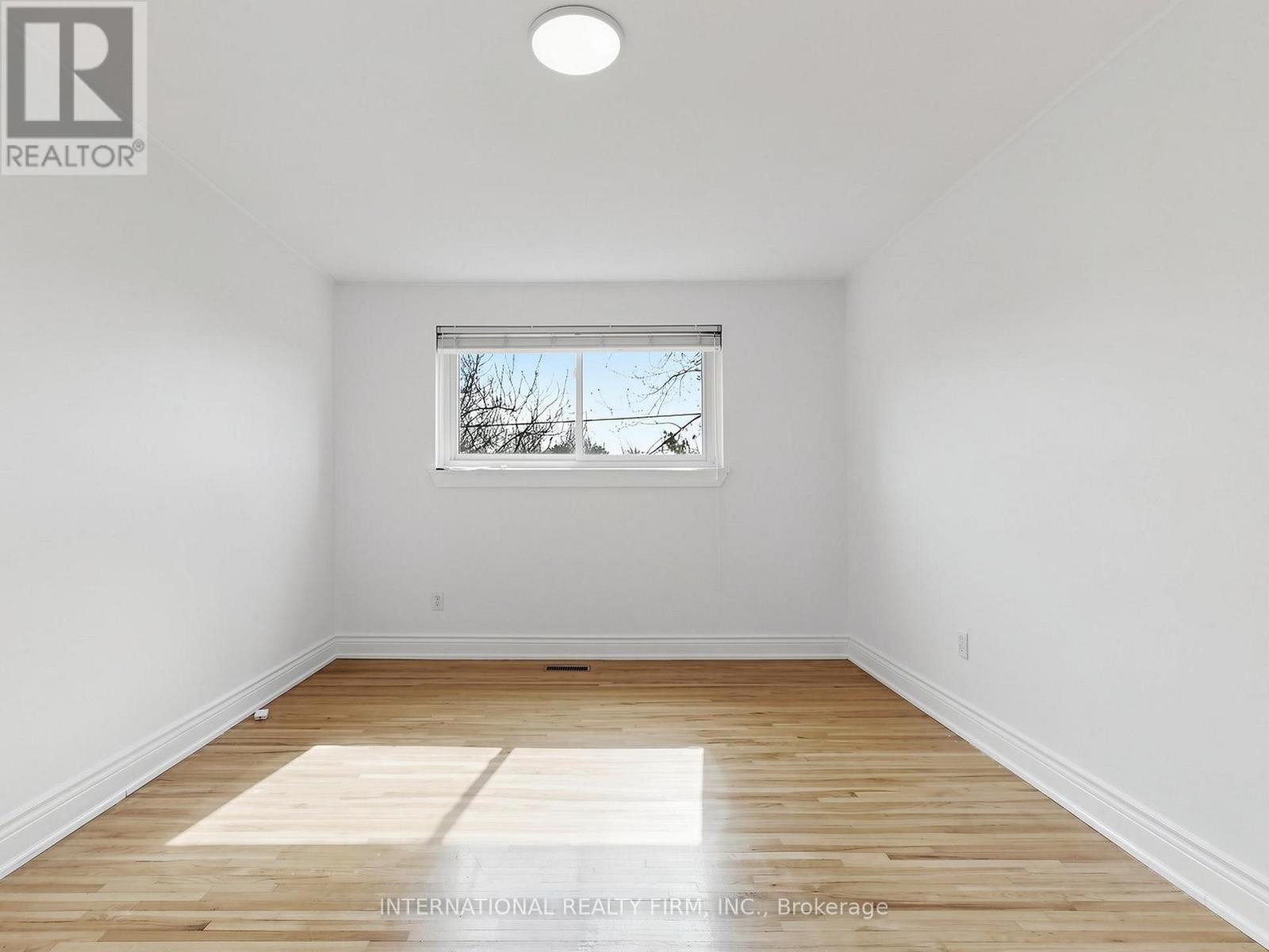 33 Danesbury Crescent, Brampton, Ontario  L6T 1T2 - Photo 11 - W13093766