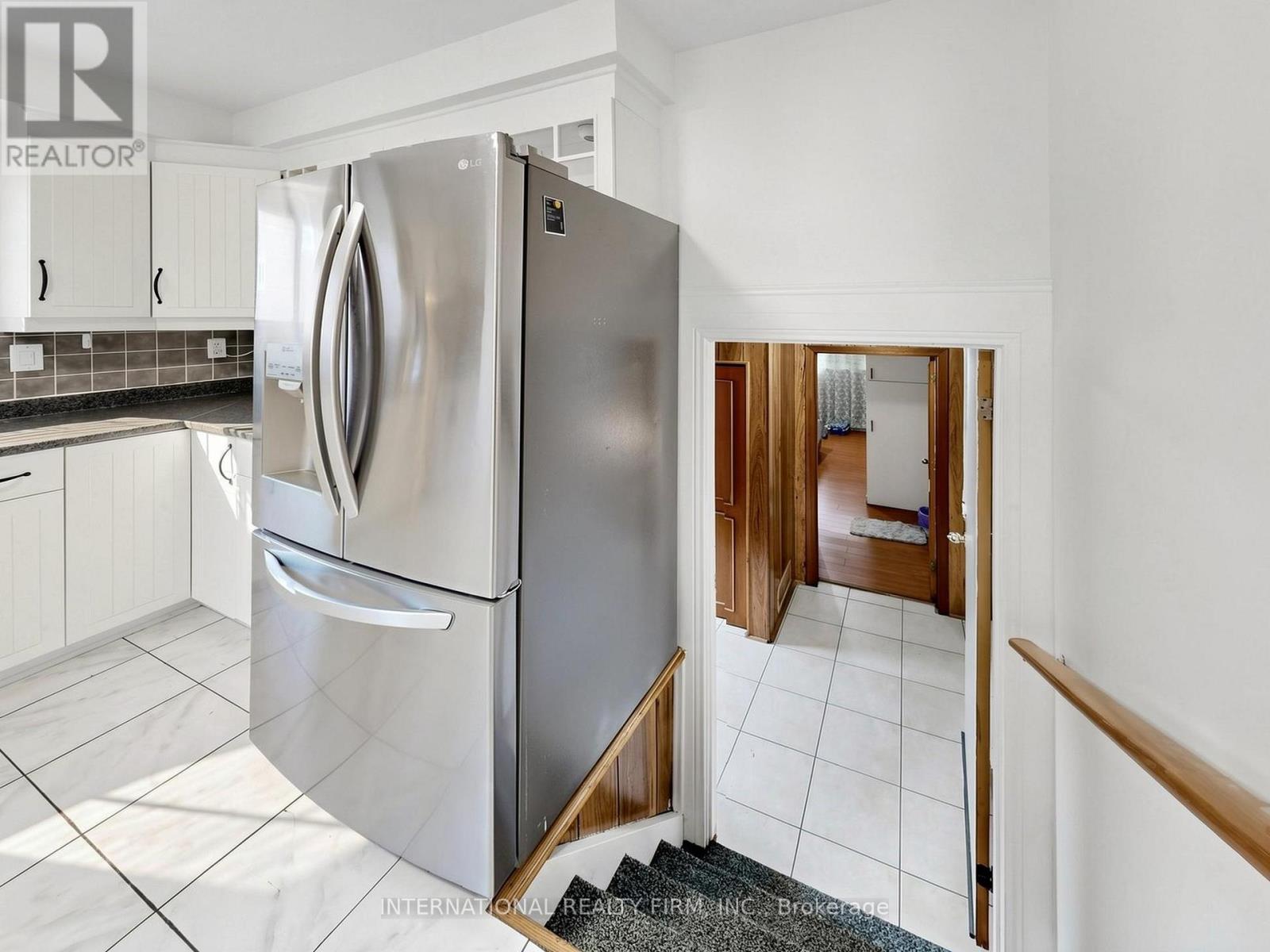 33 Danesbury Crescent, Brampton, Ontario  L6T 1T2 - Photo 17 - W13093766