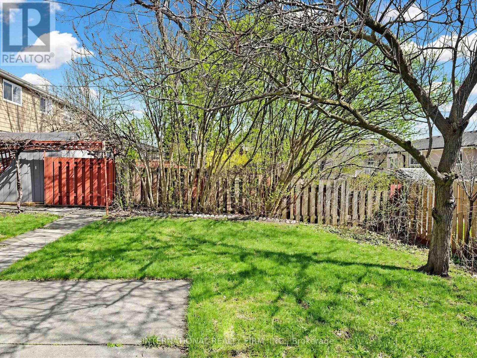 33 Danesbury Crescent, Brampton, Ontario  L6T 1T2 - Photo 35 - W13093766