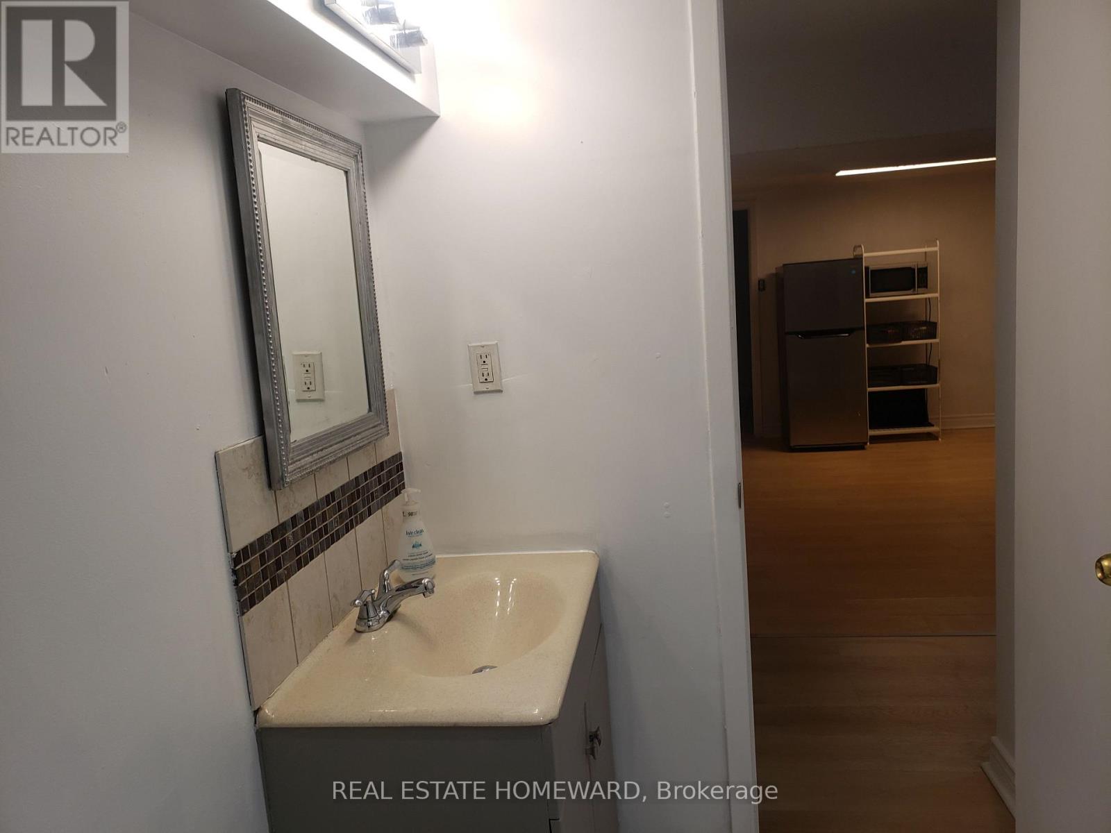 3 - 697 Dupont Street, Toronto (Dovercourt-Wallace Emerson-Junction), Ontario  M6G 1Z5 - Photo 6 - W13093778