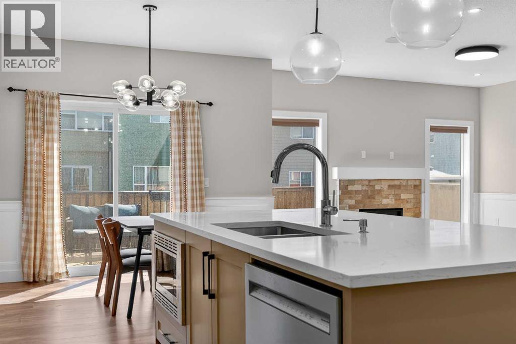 811 Mandalay Link, Carstairs, Alberta  T0M 0N0 - Photo 9 - A2305316