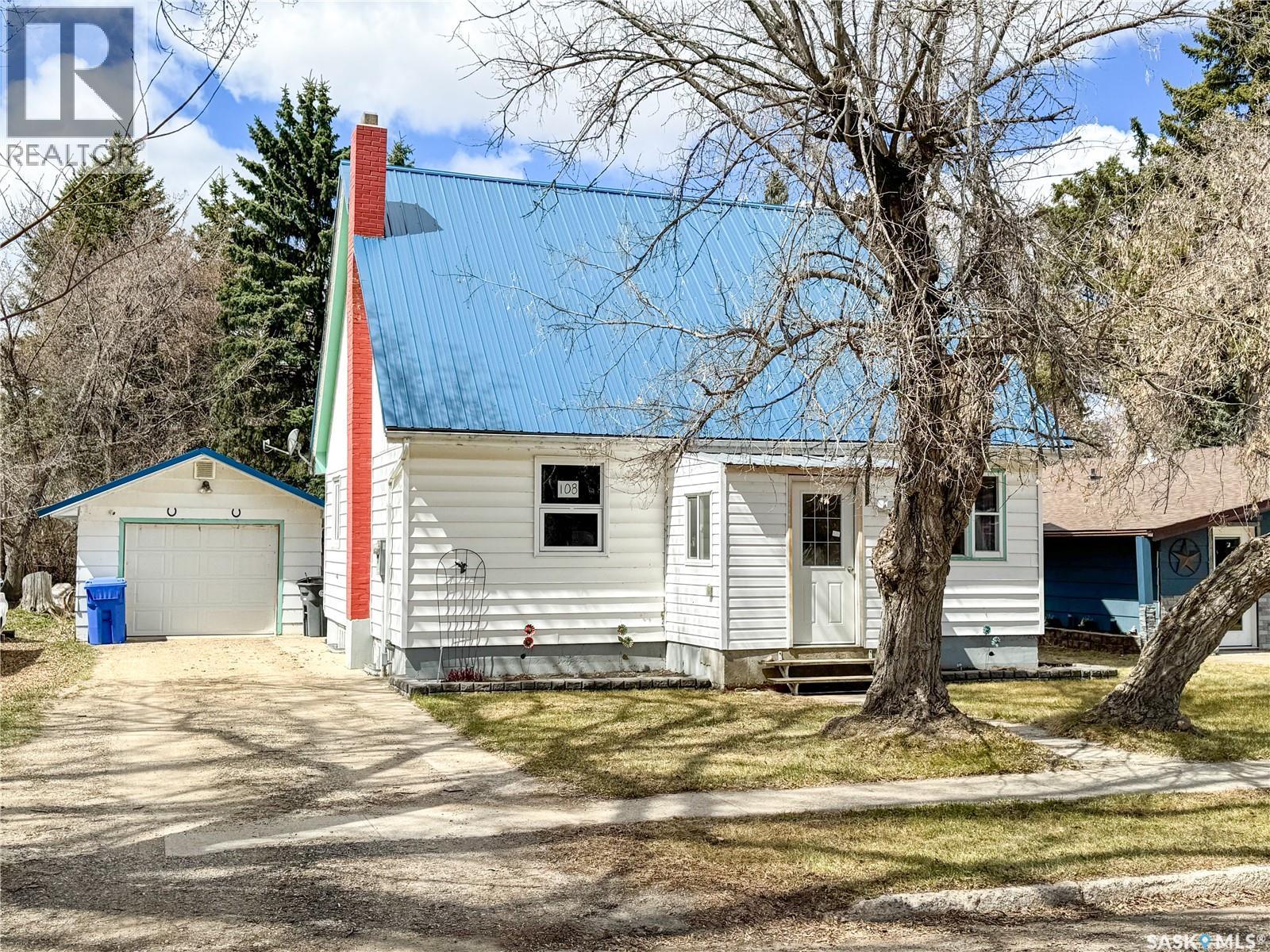 108 Cairo STREET, Wolseley, Saskatchewan
