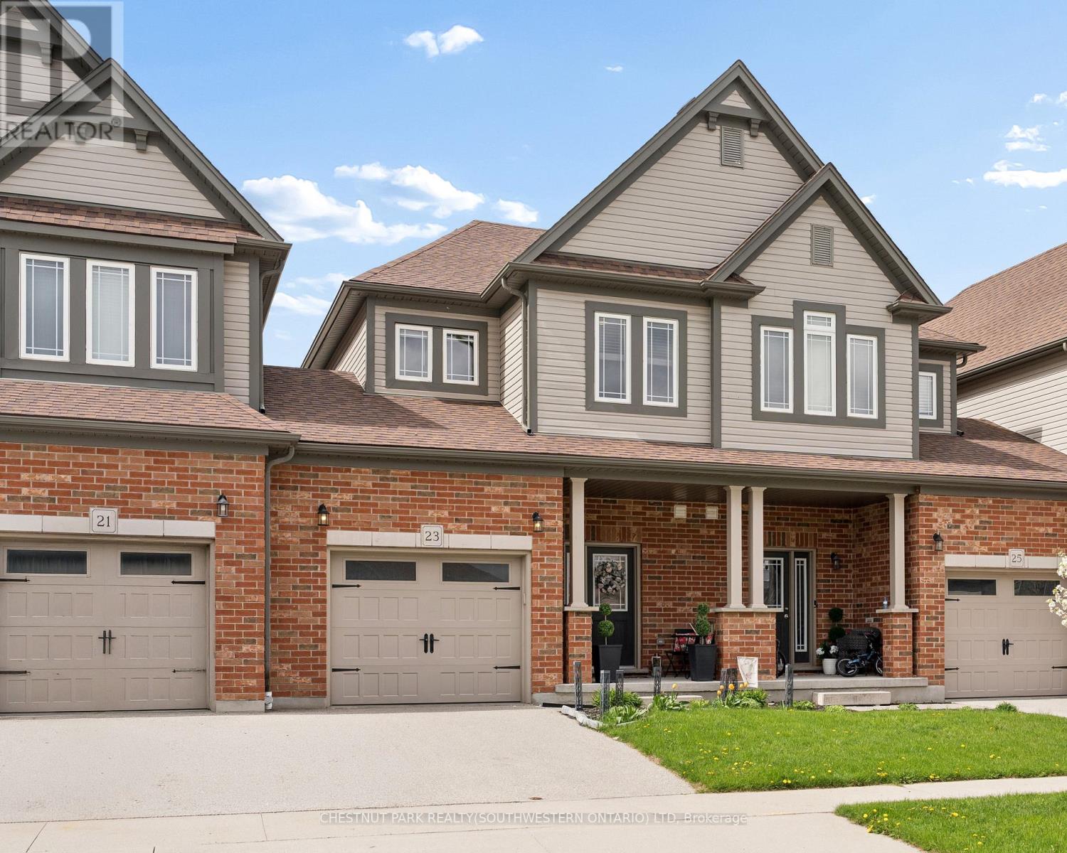 23 Valleybrook Drive, Kitchener, Ontario  N2A 0J9 - Photo 2 - X13093758