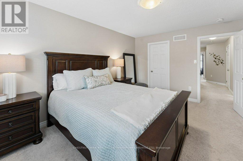 23 Valleybrook Drive, Kitchener, Ontario  N2A 0J9 - Photo 21 - X13093758