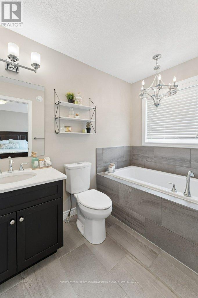 23 Valleybrook Drive, Kitchener, Ontario  N2A 0J9 - Photo 24 - X13093758