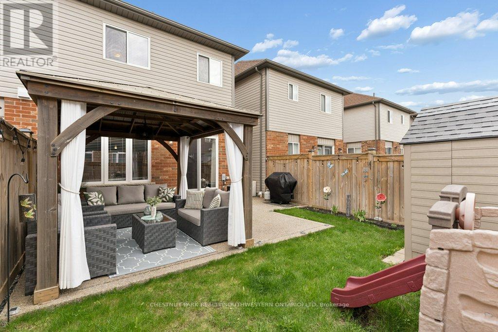 23 Valleybrook Drive, Kitchener, Ontario  N2A 0J9 - Photo 37 - X13093758