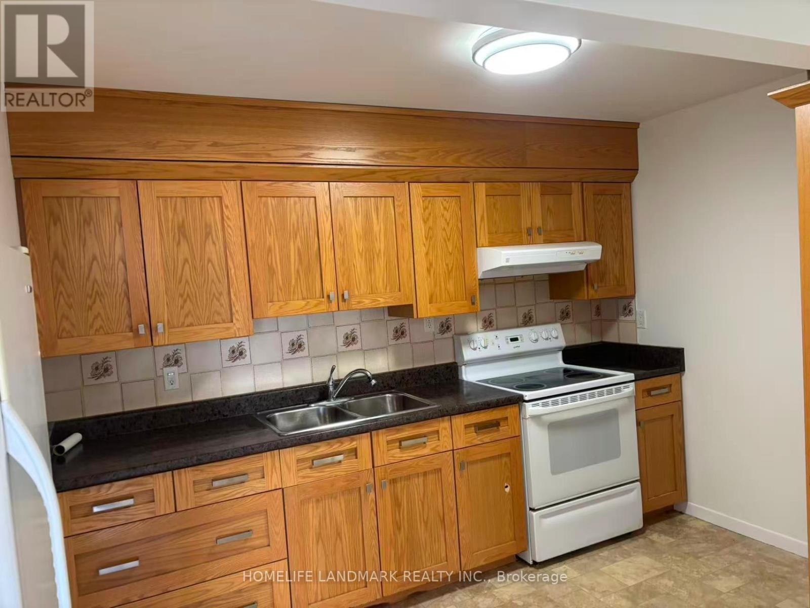 183 Main Street E, Port Colborne (Killaly East), Ontario  L3K 1S5 - Photo 2 - X13093780