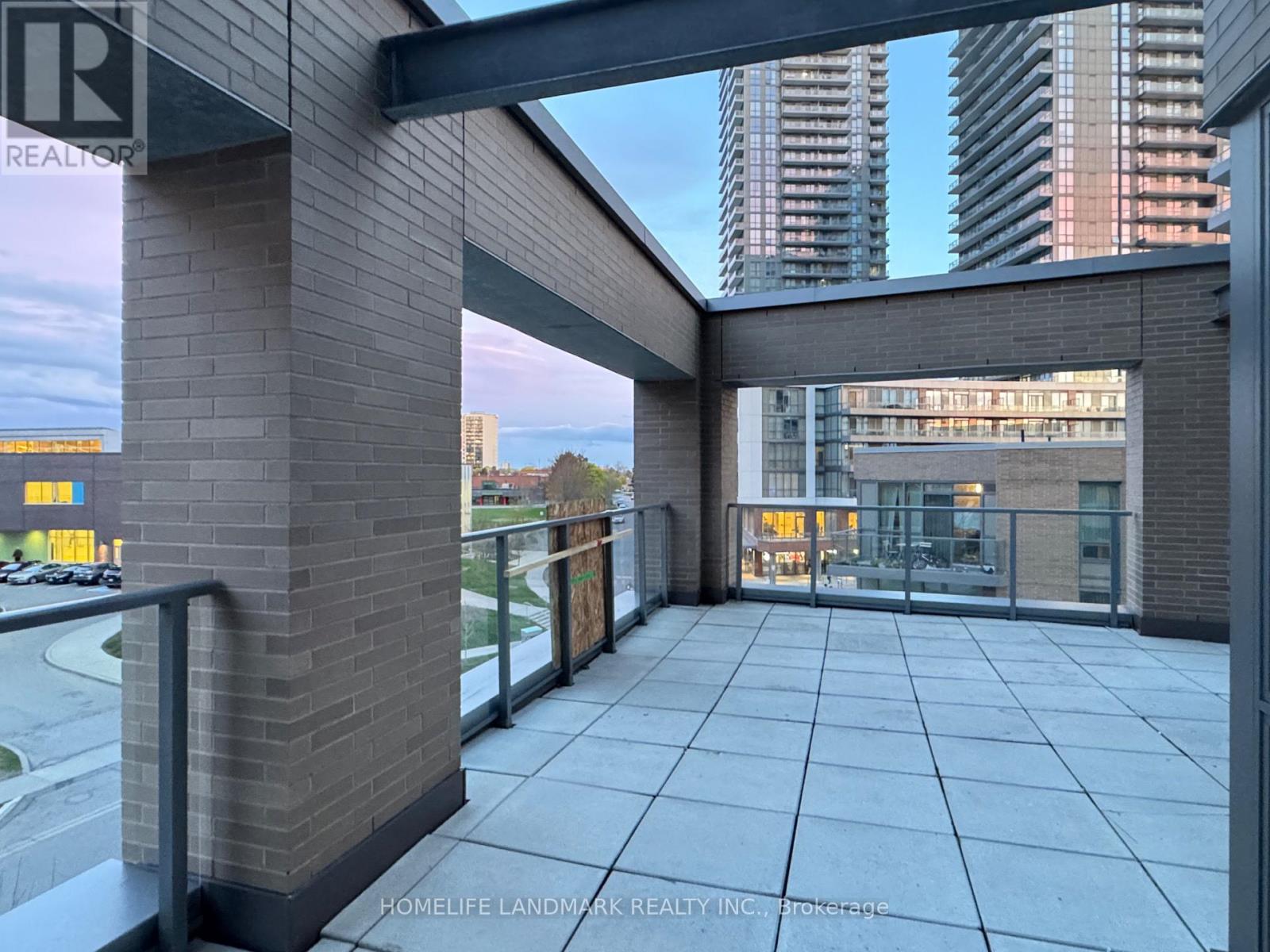 303 - 56 Forest Manor Road, Toronto, Ontario  M2J 0E5 - Photo 18 - C12831574
