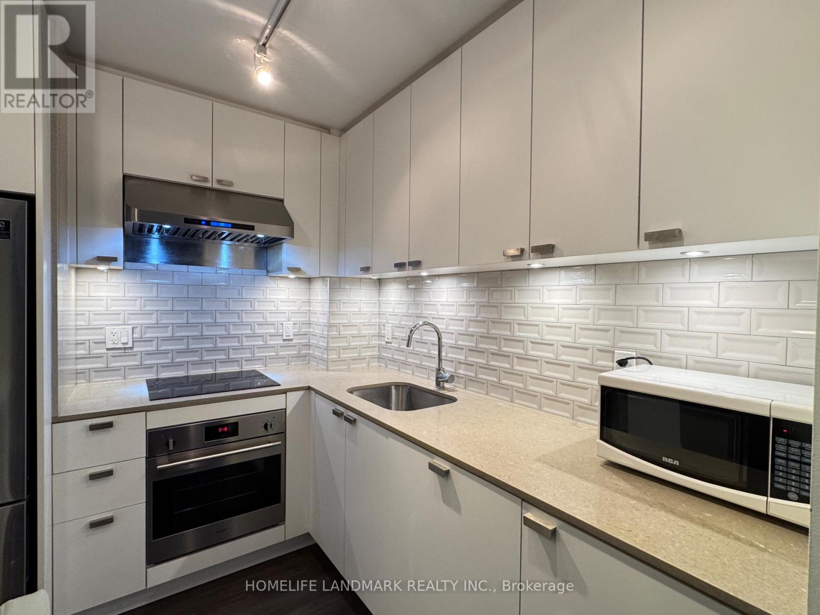 303 - 56 Forest Manor Road, Toronto, Ontario  M2J 0E5 - Photo 10 - C12831574
