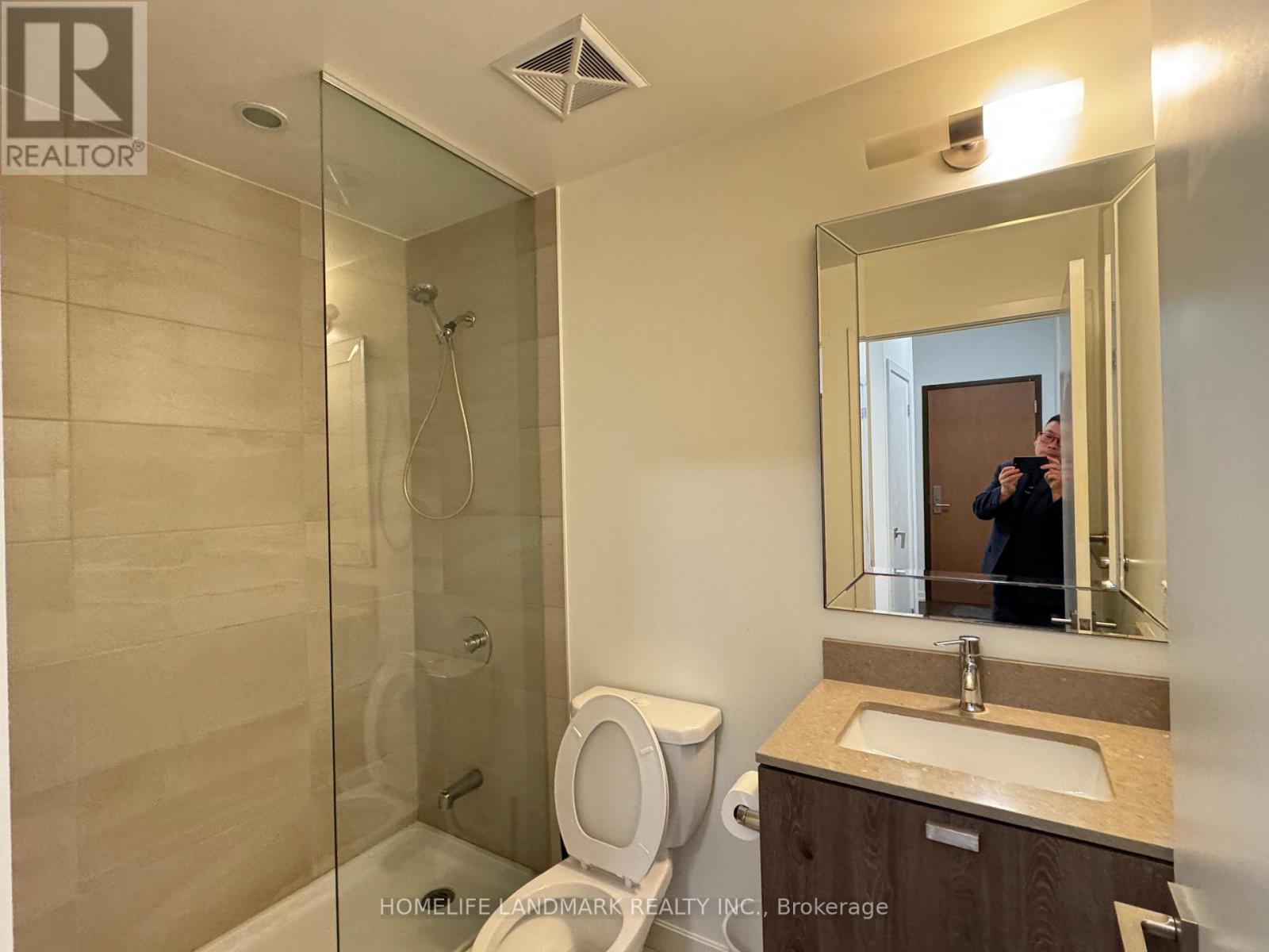 303 - 56 Forest Manor Road, Toronto, Ontario  M2J 0E5 - Photo 9 - C12831574