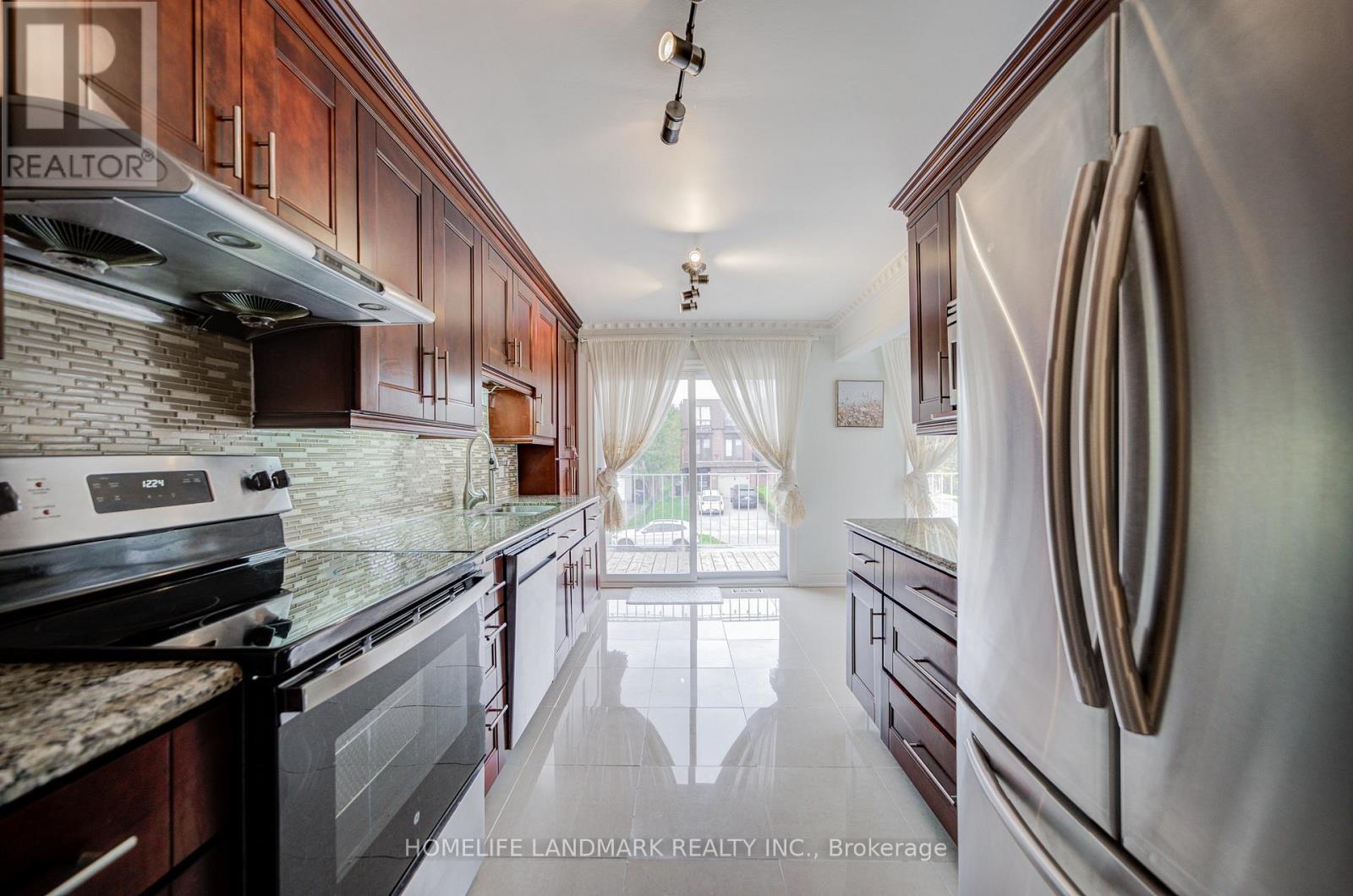 53 Chipwood Crescent, Toronto, Ontario  M2J 3X6 - Photo 7 - C13092248