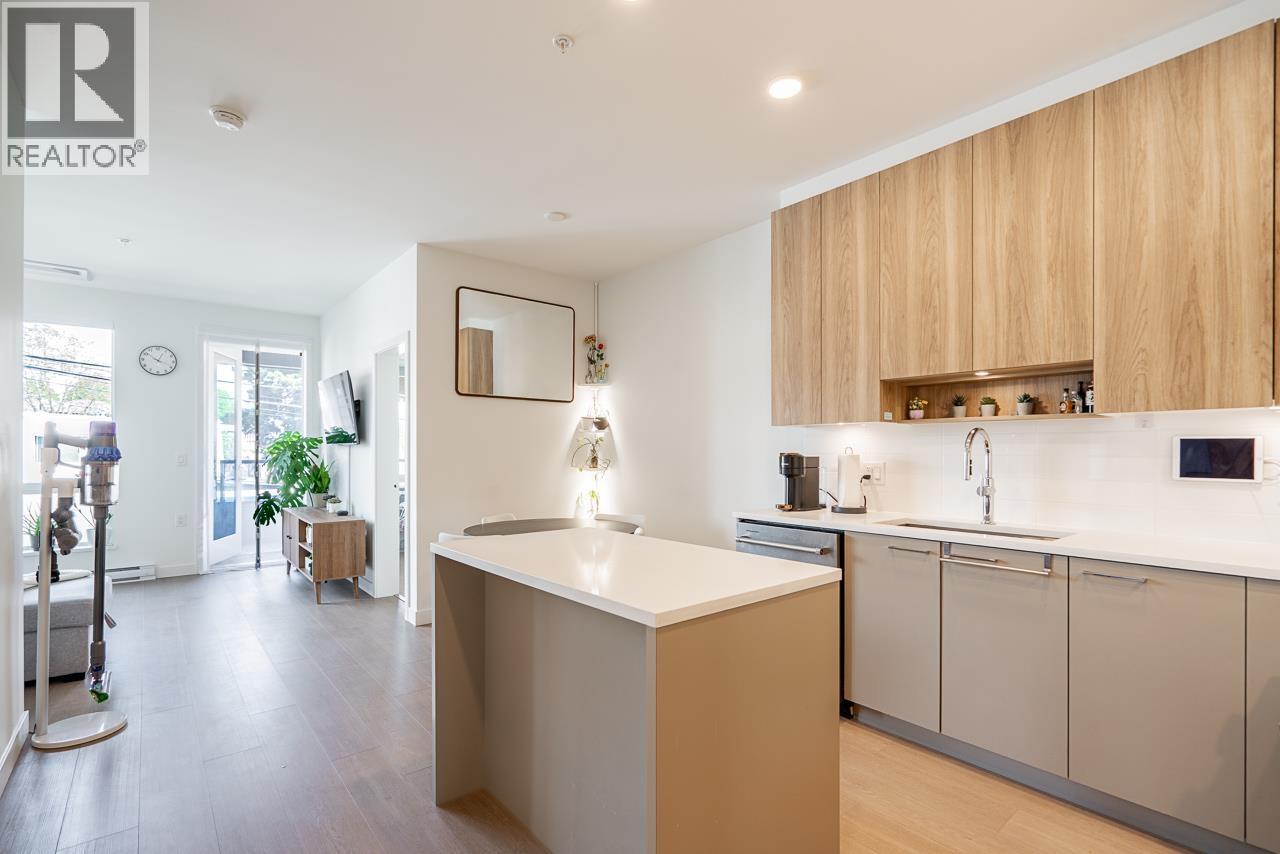 207 7599 15th Street, Burnaby, British Columbia  V3N 0H9 - Photo 7 - R3119302