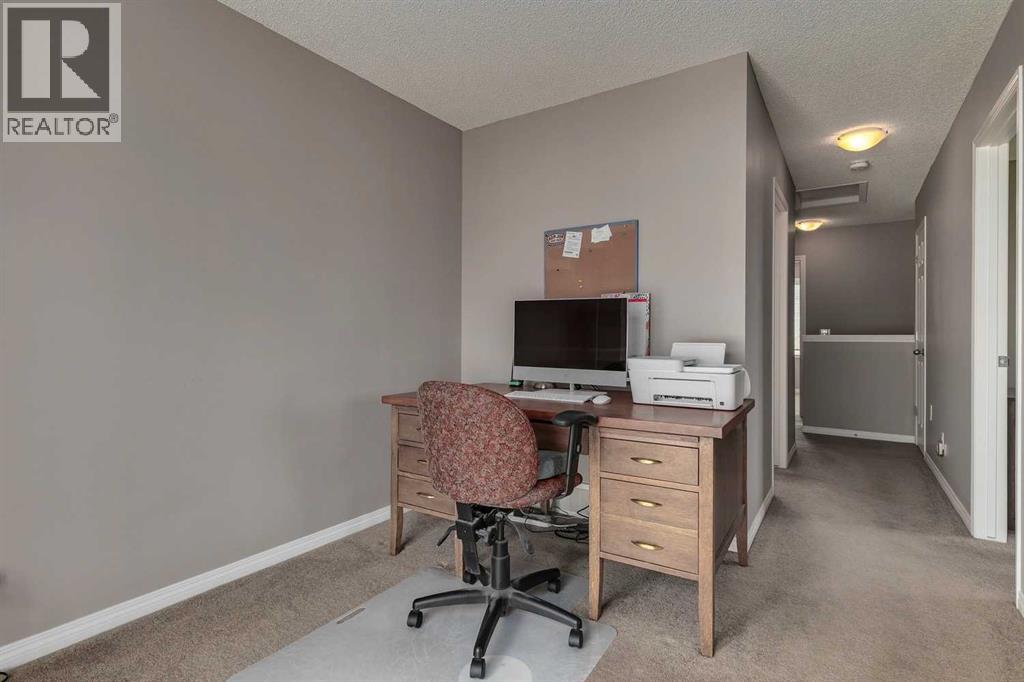 2 Windstone Lane SW, Airdrie, Alberta  T4B 0N7 - Photo 21 - A2303488
