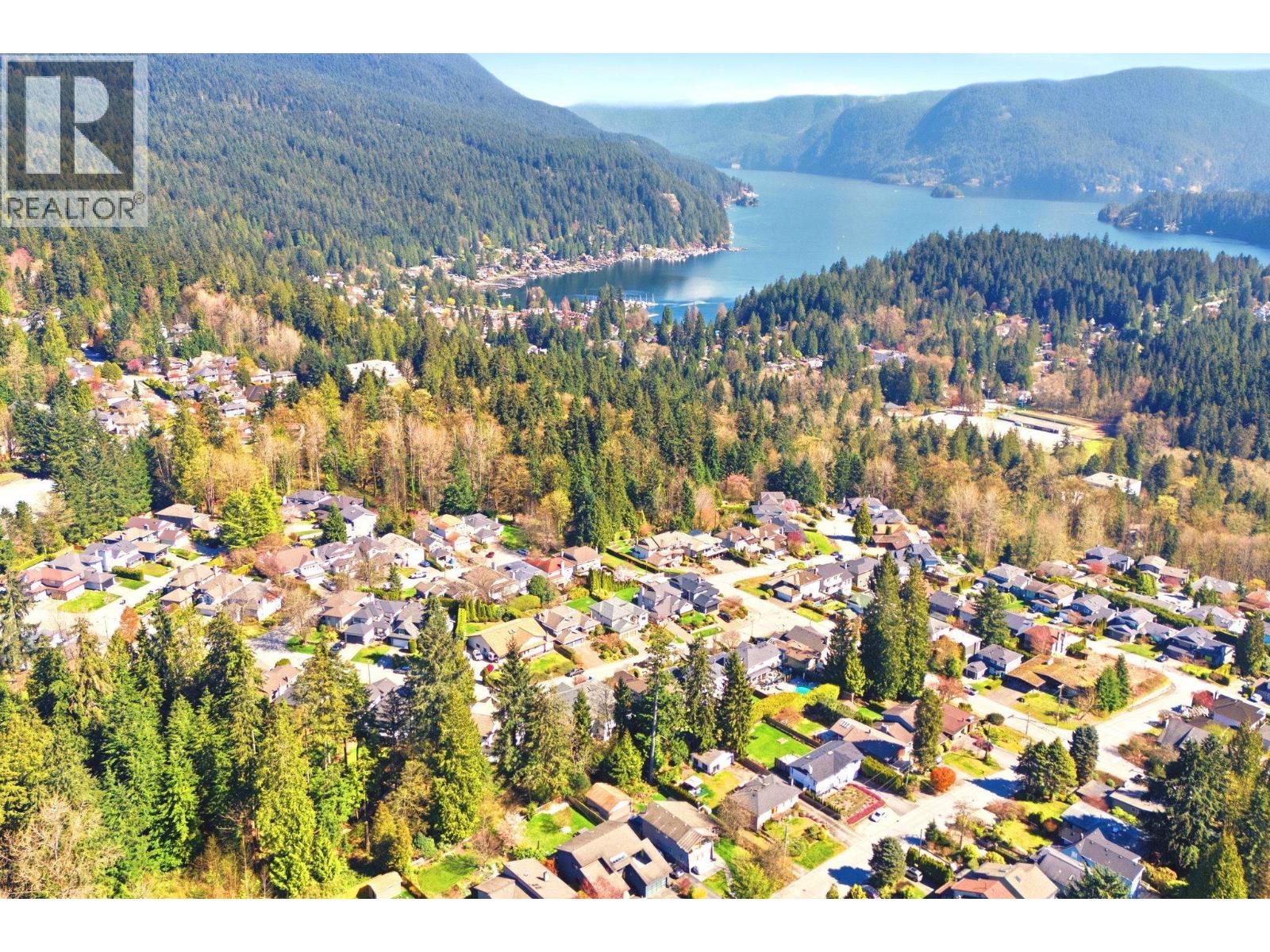 4063 Shone Road, North Vancouver, British Columbia  V7G 2N4 - Photo 38 - R3120497