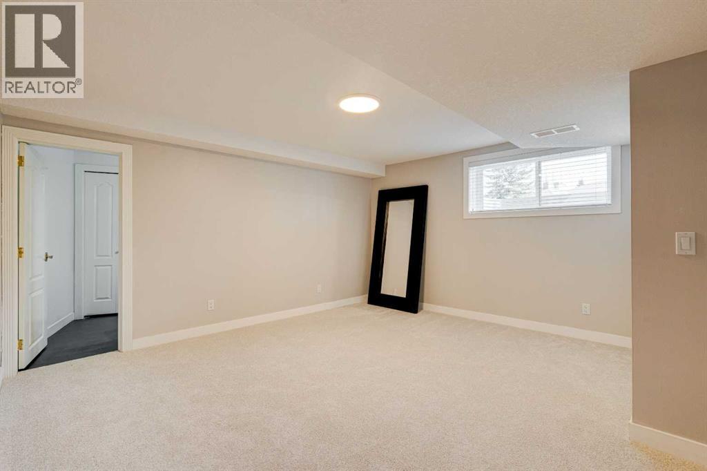 34 Christie Estate Gardens SW, Calgary, Alberta  T3H 2R4 - Photo 39 - A2303791