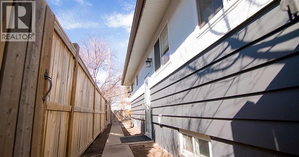 15 Hamlet Road SW, Calgary, Alberta  T2V 3C9 - Photo 35 - A2303794