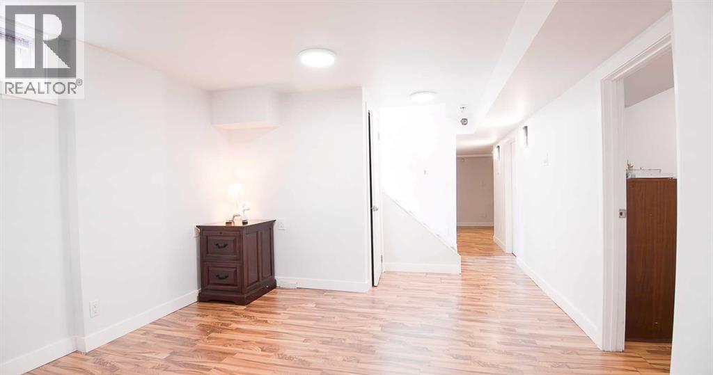15 Hamlet Road SW, Calgary, Alberta  T2V 3C9 - Photo 27 - A2303794