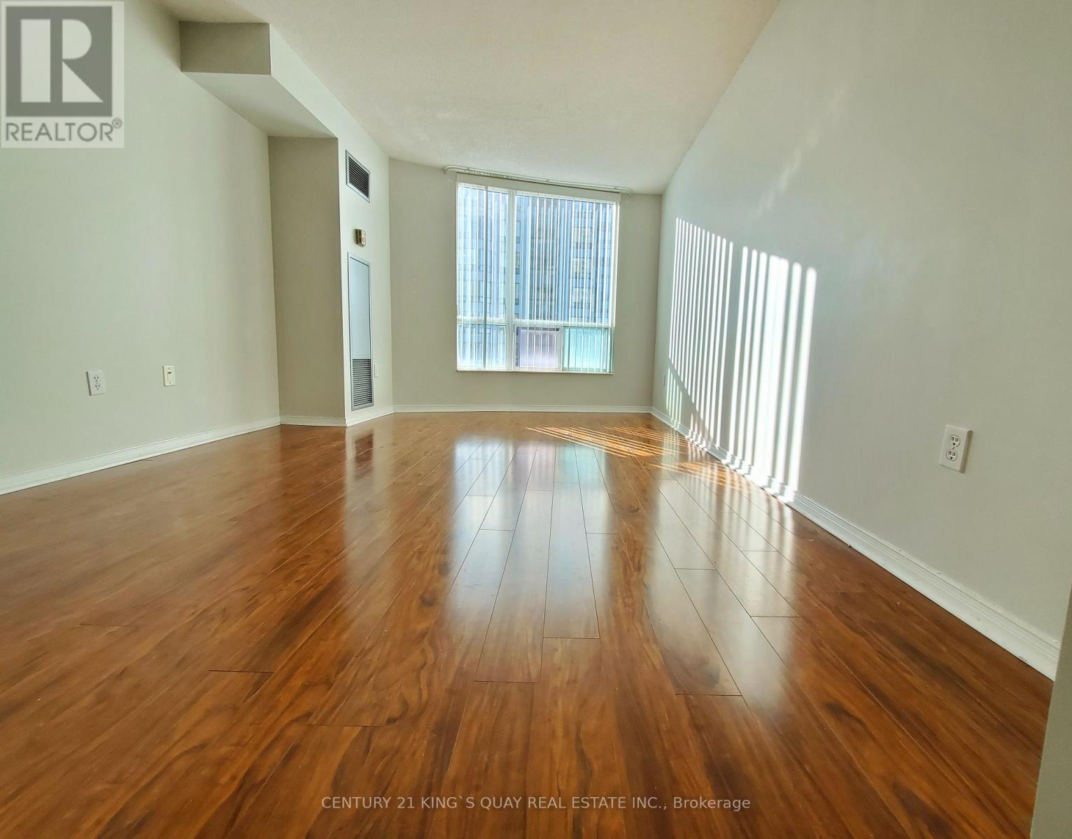 500 - 28 Pemberton Avenue, Toronto, Ontario  M2M 4L1 - Photo 3 - C13030096