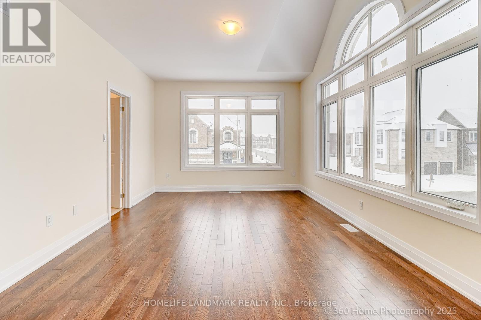8 Mapleton Street, Richmond Hill, Ontario  L4E 1N1 - Photo 16 - N13093844
