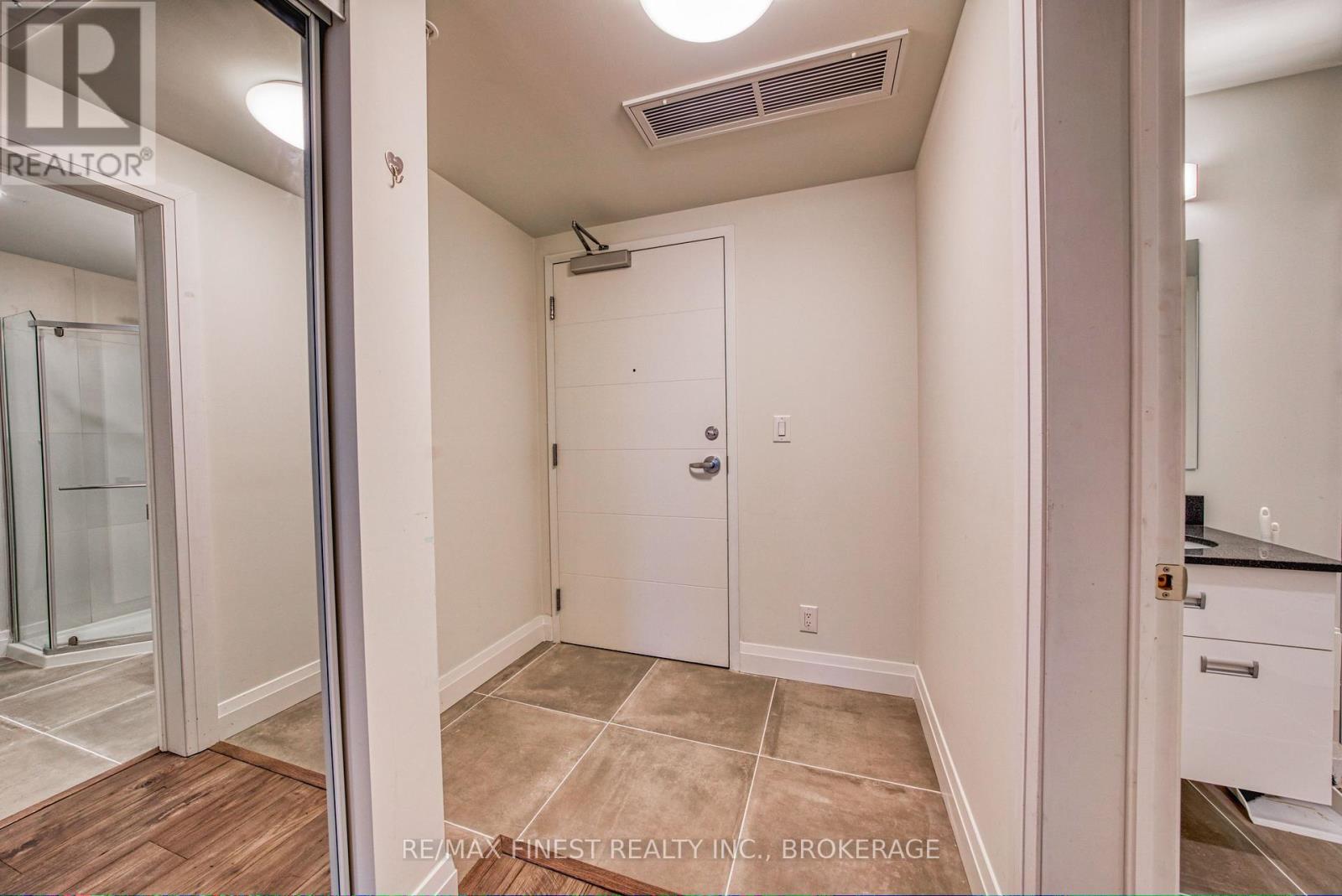 523 - 652 Princess Street, Kingston, Ontario  K7L 1E5 - Photo 2 - X12915294