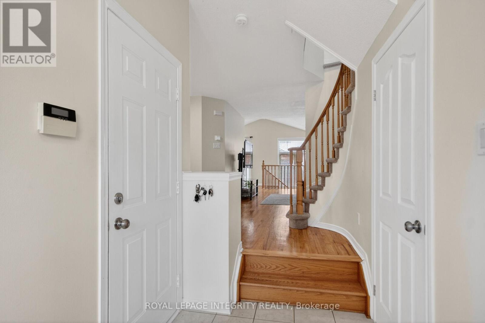 4369 Wildmint Square, Ottawa, Ontario  K1V 1N7 - Photo 5 - X13093394