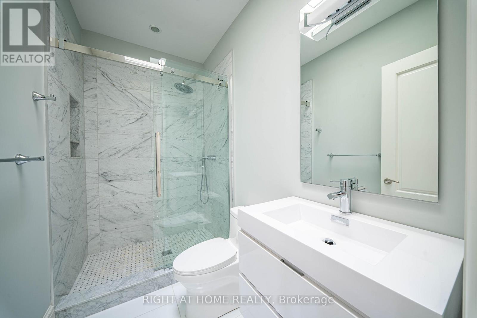 2 Finchley Road, Toronto, Ontario  M9A 2X3 - Photo 31 - W13093840