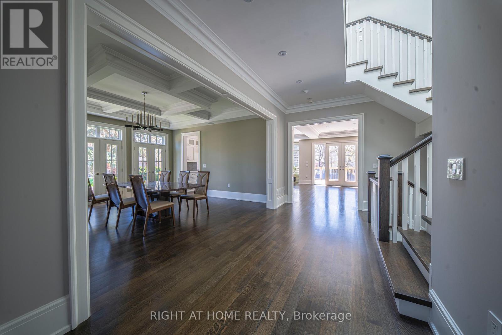 2 Finchley Road, Toronto, Ontario  M9A 2X3 - Photo 6 - W13093840