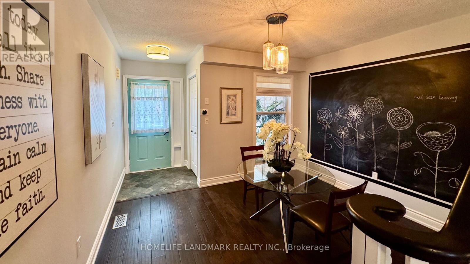 408 Baverstock Crescent, Milton, Ontario  L9T 5L1 - Photo 5 - W13093842