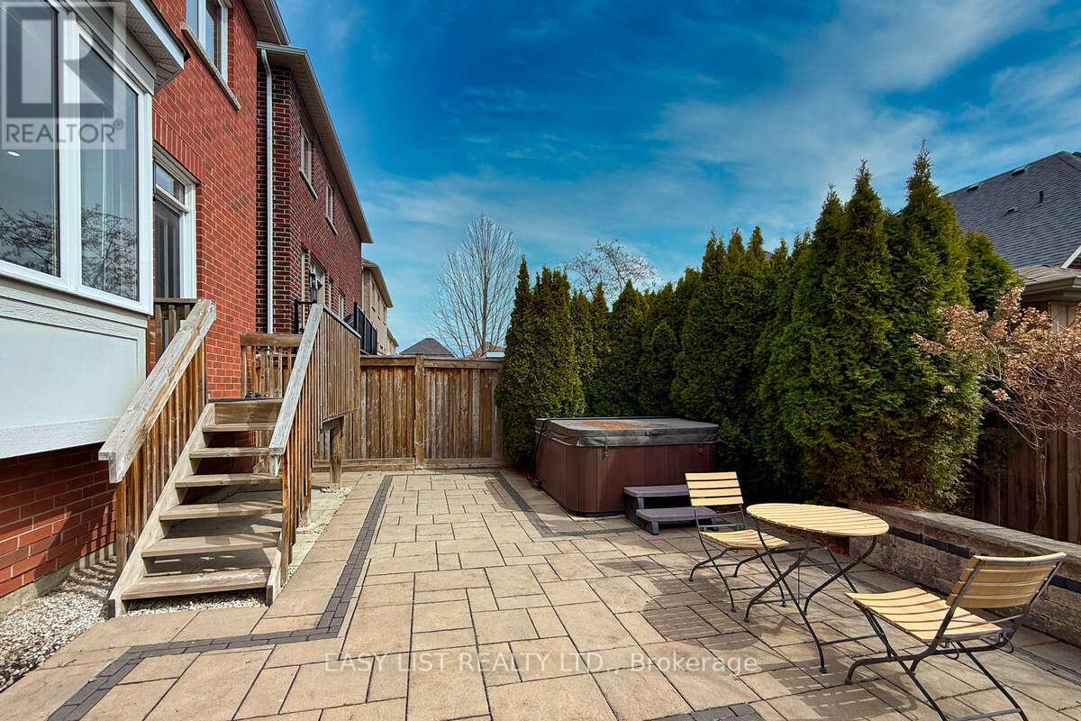 68 Jolana Crescent, Halton Hills, Ontario  L7G 0G4 - Photo 39 - W13093848